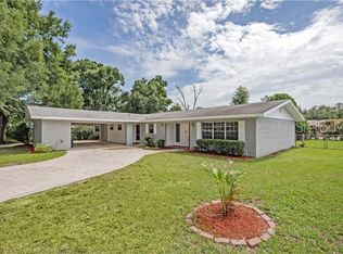 304 Skyland Dr, Lakeland, FL 33813