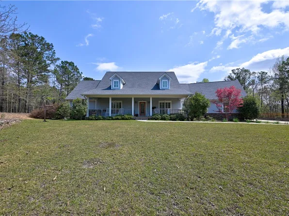 8909 Tara Ln, Auburn, AL 36830