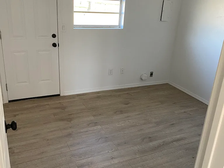 606 S 7th St #610 — Photo 10