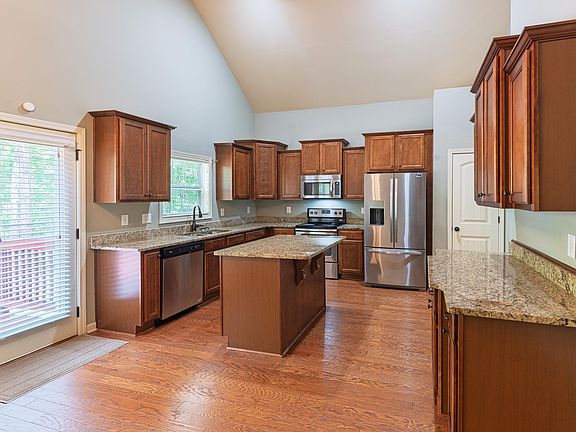 5th image of 173 Rock House Estates Dr