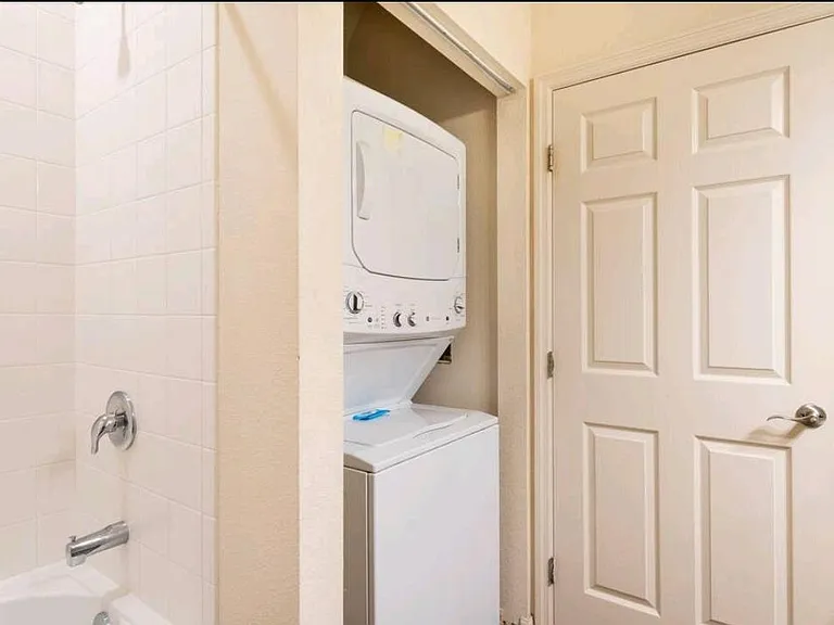 5366 Diplomat Ct #103 — Photo 19