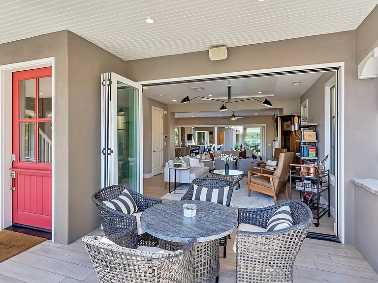 1127 Alameda Blvd — Photo 16
