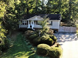 26 Tesh St, Thomasville, NC 27360