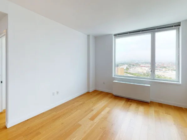 61-55 Junction Boulevard image 3 of 16