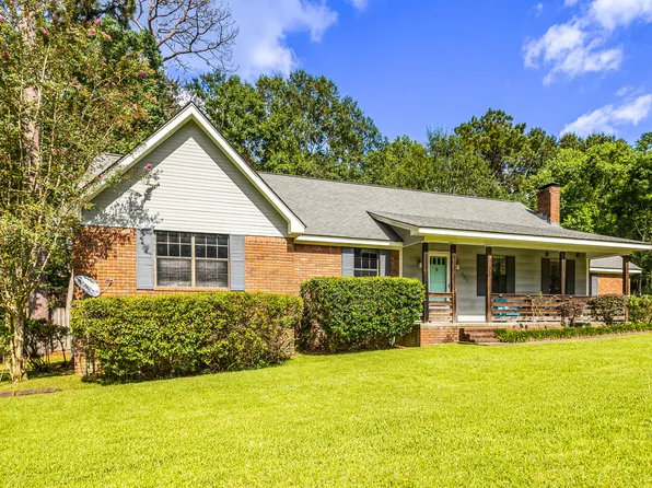 606 Maplewood Dr, Hattiesburg, MS 39402