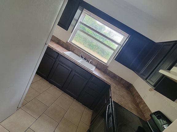 2nd image of 4160 Gloria Ave
