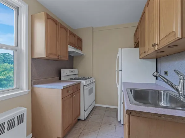 5500 Fieldston Road 4II image 3 of 14