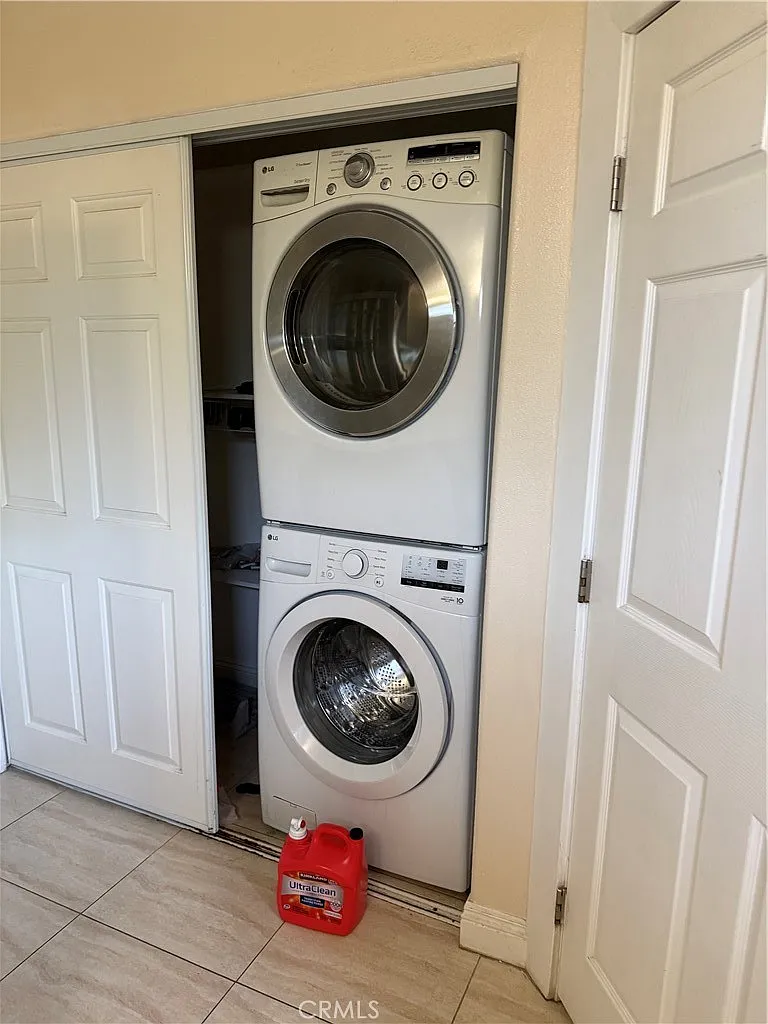3 bed, 1500 sqft, $3,700 — Photo 4