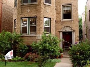 6750 N Campbell Ave, Chicago, IL 60645
