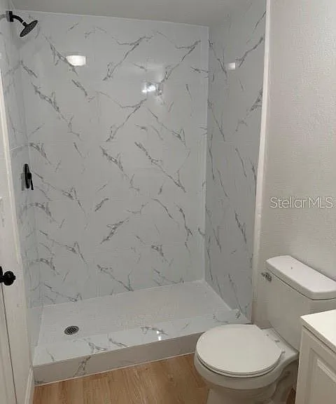 4605 N Hubert Ave #21 — Photo 5