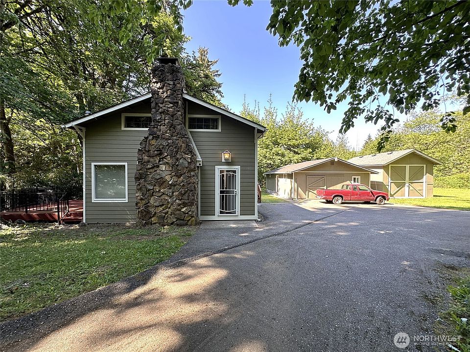 1st image of 161 E Forest Drive