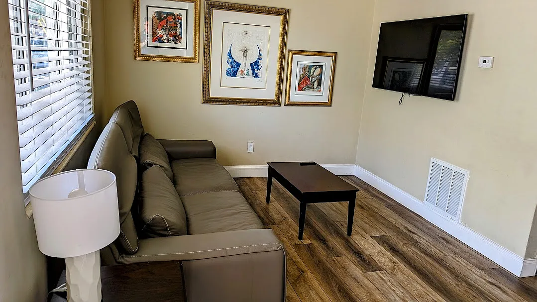 1 bed, 472 sqft, $1,800 — Photo 1