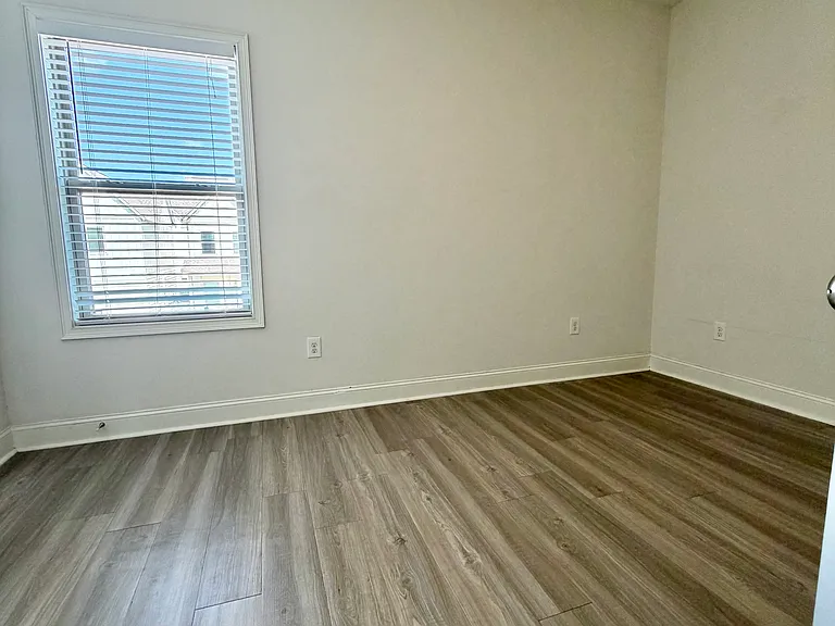 Taylor Road Cottages — Photo 10