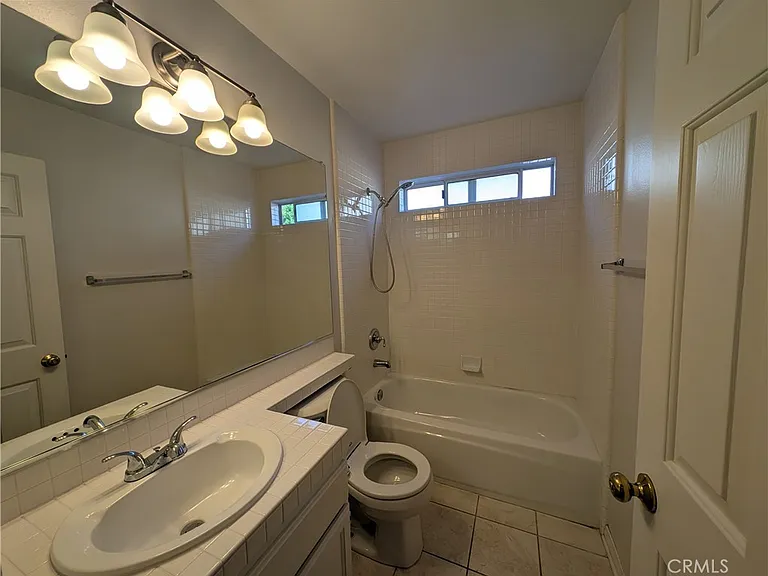 2504 Rutland Pl — Photo 12