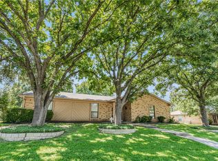 1057 Radisson Dr, Hewitt, TX 76643