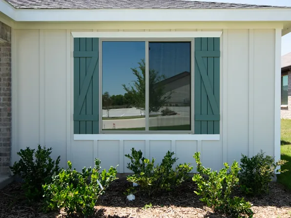 13569 Bonanza Cir, Cresson, TX 76035