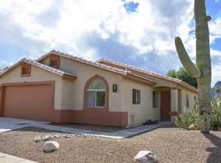 8875 N Willeta Dr, Tucson, AZ 85743