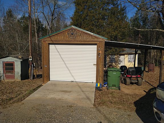 12 x 16 storage with a large entry for mowers. 8 x 10 storage to the right rear