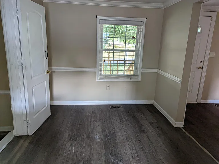 203 Griffin St — Photo 11