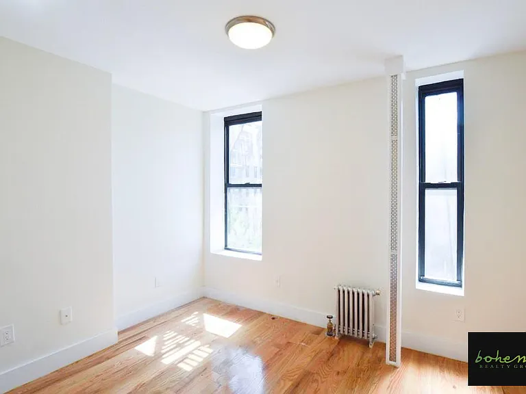 2234 1st Ave #5 — Photo 6