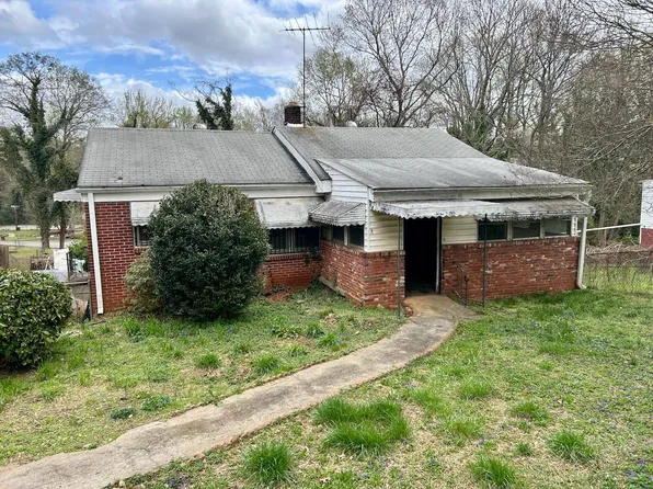 3 Pear St, Greenville, SC 29609