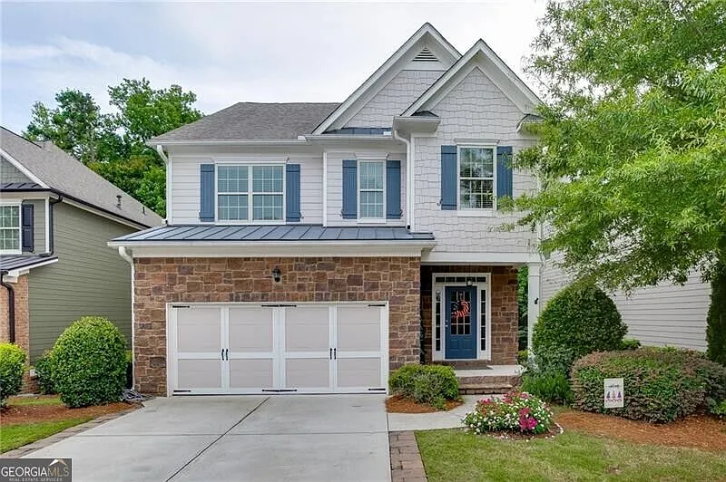 4 bed, 3.5 bath, 2900 sqft, $2,800 — Photo 1