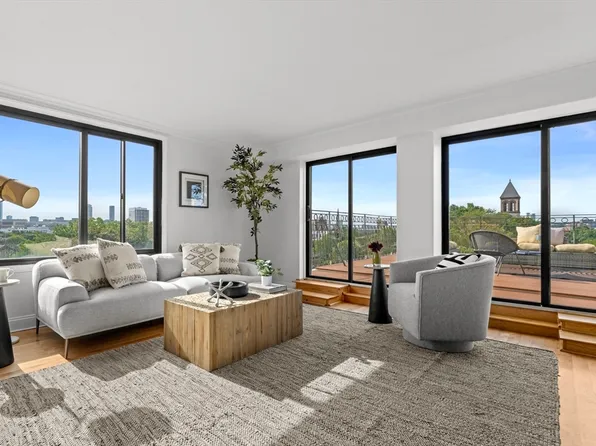 280 Harvard St #Phc, Cambridge, MA 02139