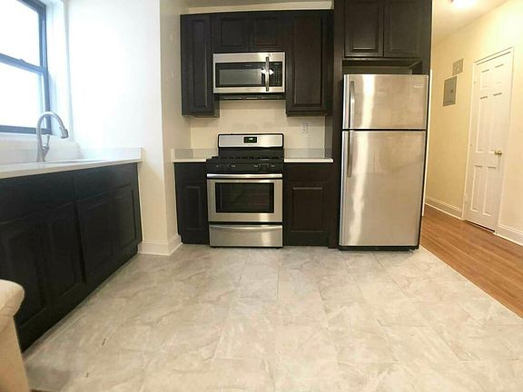 2nd image of 312 E 21st St #4