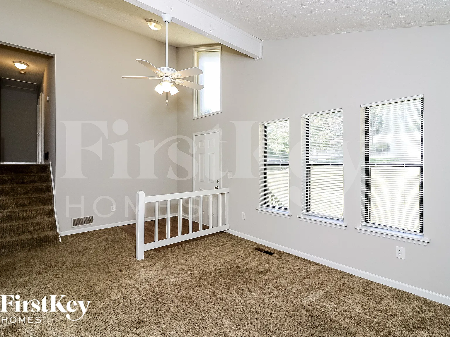 3 bed, 2.0 bath, 1392 sqft, $1,670 — Photo 4