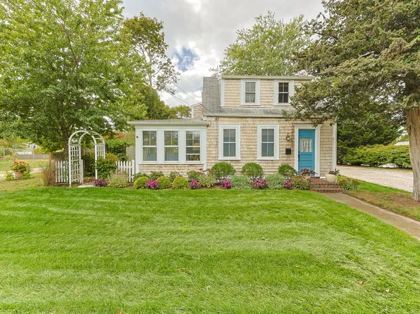 61 Station Avenue, South Yarmouth, MA 02664