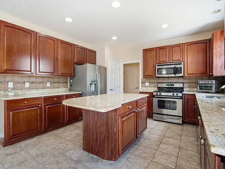 4431 Spring Field Ln — Photo 65