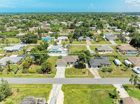 262 Palmetto Dr, Venice, FL 34293