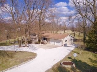 1018 N Greengold Rd, Hanna City, IL 61536