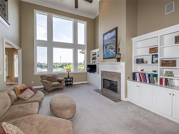 5th image of 13856 Waterway Blvd