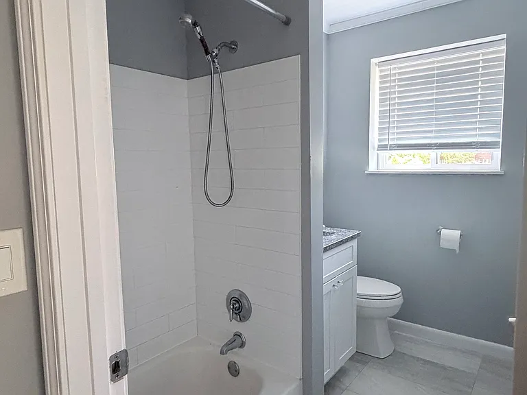 16 Bayberry Dr #4 — Photo 4