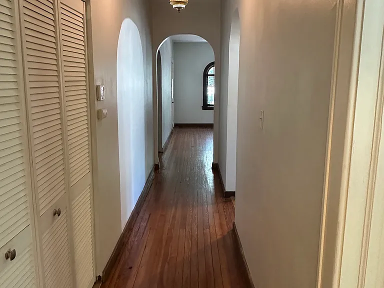 401 Lauderdale Trl — Photo 15