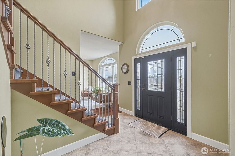 4th image of 2598 Lakeridge Drive