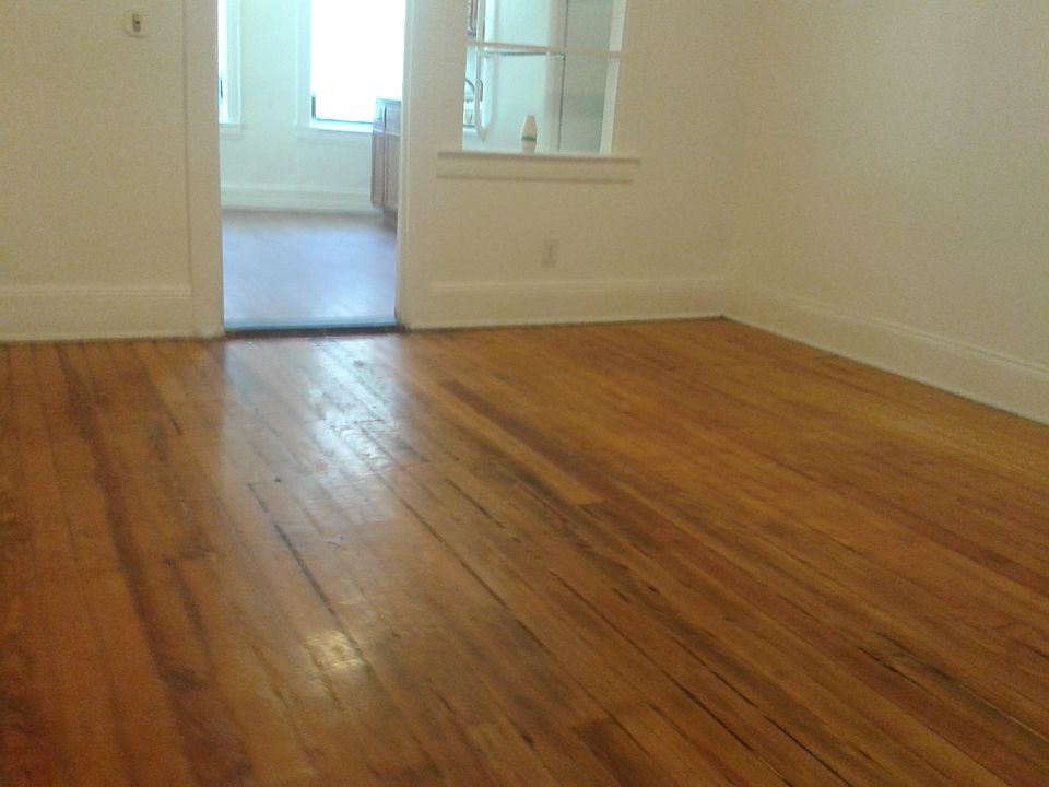 1st image of 3414 42nd St APT 1L