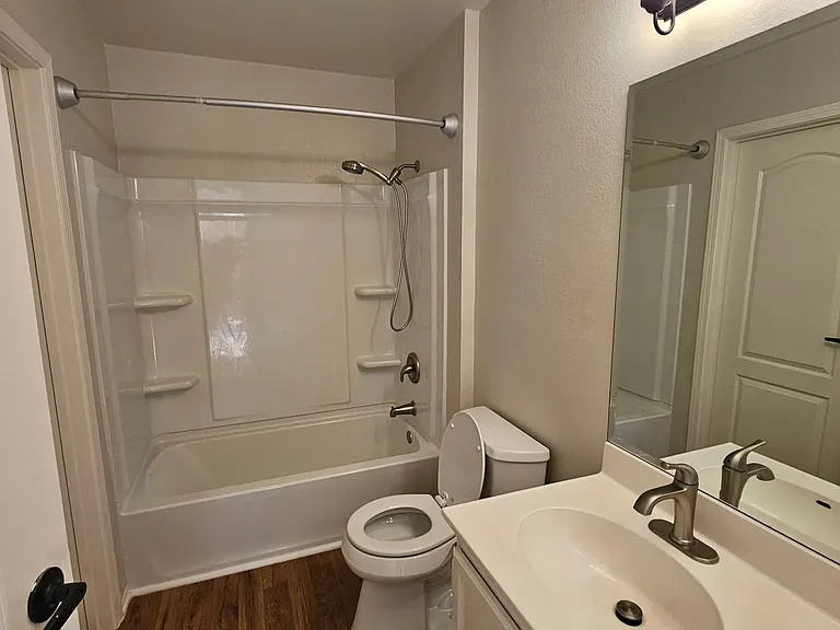 12091 Alta Carmel Ct #10 — Photo 8
