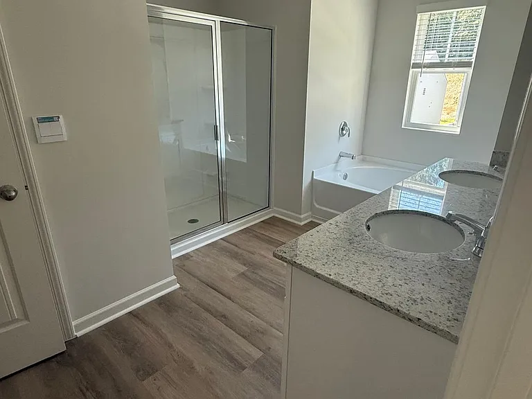 2914 Daxton Ln — Photo 14