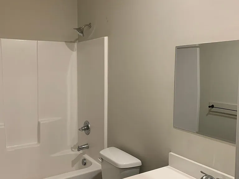 5564 S Victoria St — Photo 10