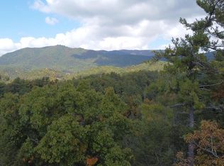 Yellow Breeches Rd, Cosby, TN 37722