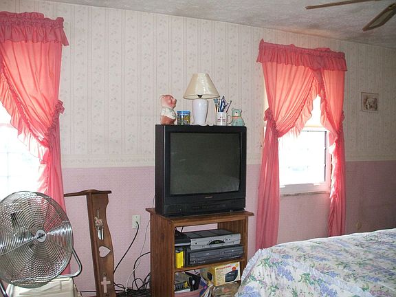 Master bedroom with 2 windows.