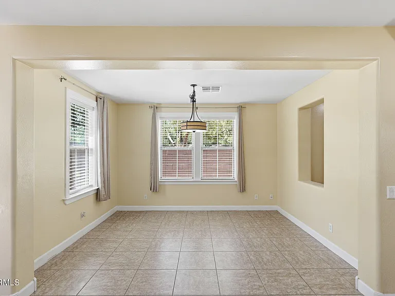 15372 W Dahlia Dr — Photo 19