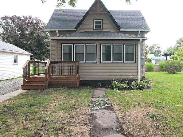 718 N 16th St, Clarinda, IA 51632