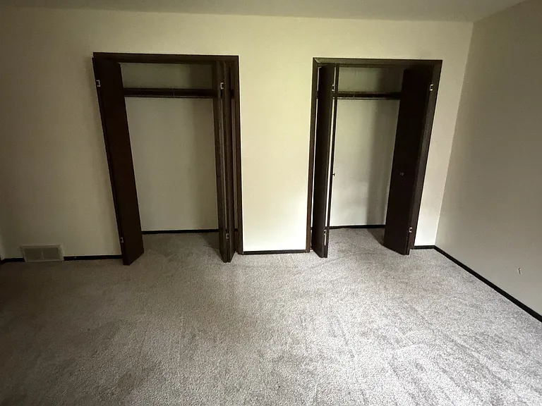 512 Breezy Point Dr — Photo 18