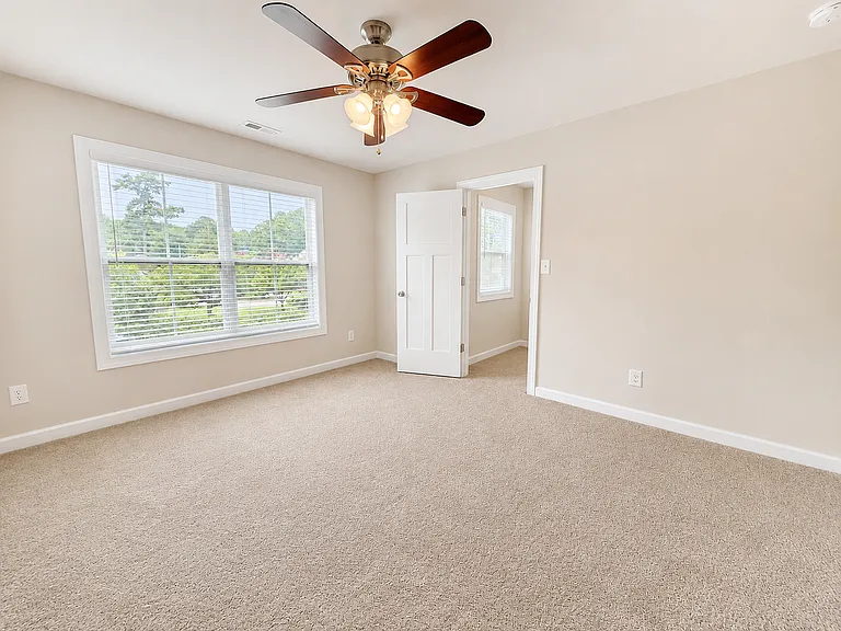 2204 Engle Ave — Photo 17