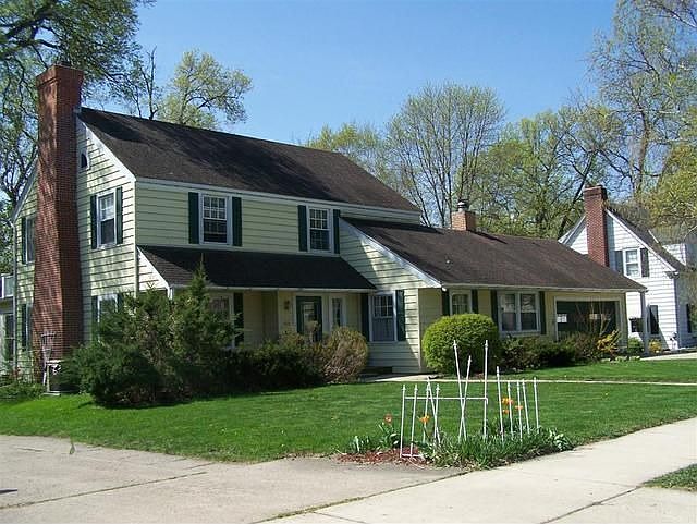 1st image of 303 Woodland Ave