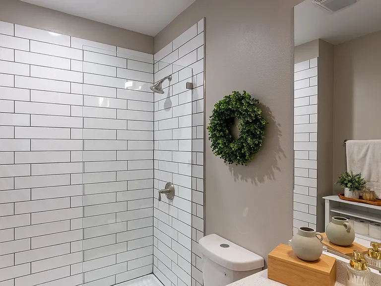 1817 N Arlington Pl — Photo 12