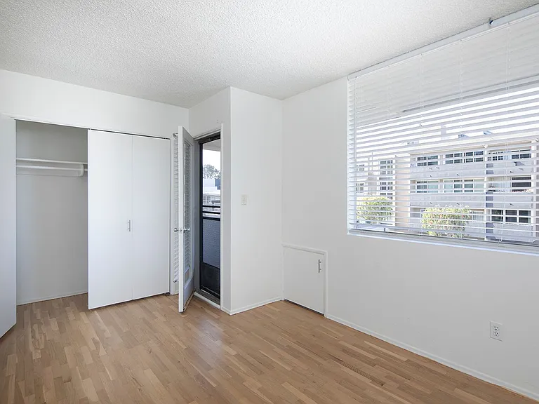 7417 Herschel Avenue — Photo 8
